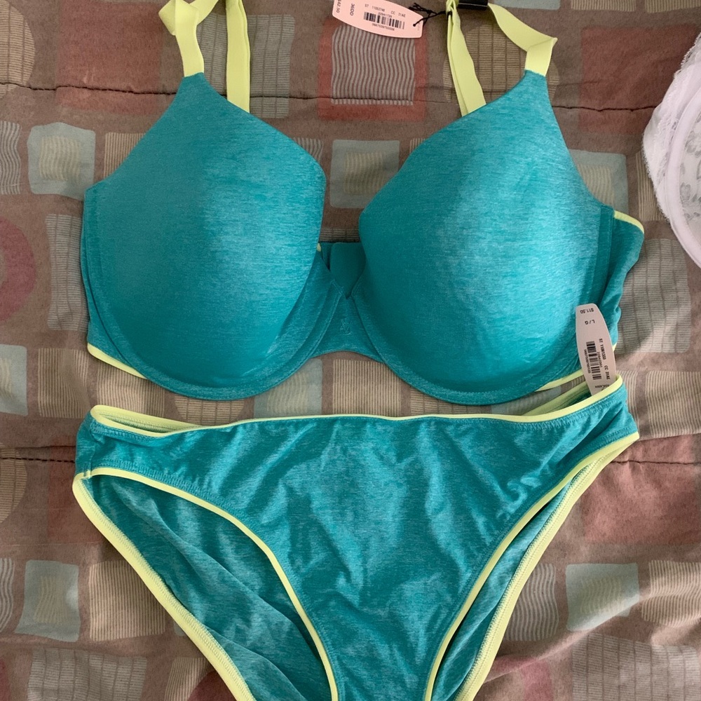 Victoria’s secret Bra and panty set